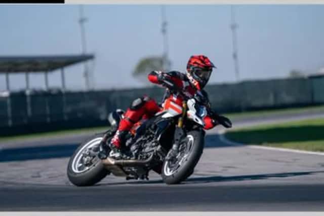 DUCATI HYPERMOTARD (2026) thumbnail 5
