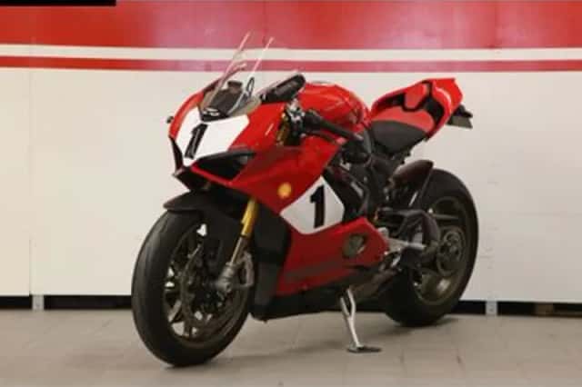 DUCATI PANIGALE (2019) thumbnail 3