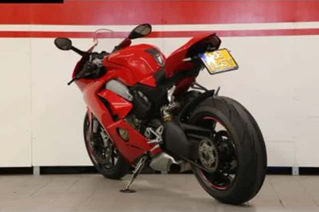 DUCATI PANIGALE (2018) thumbnail 5