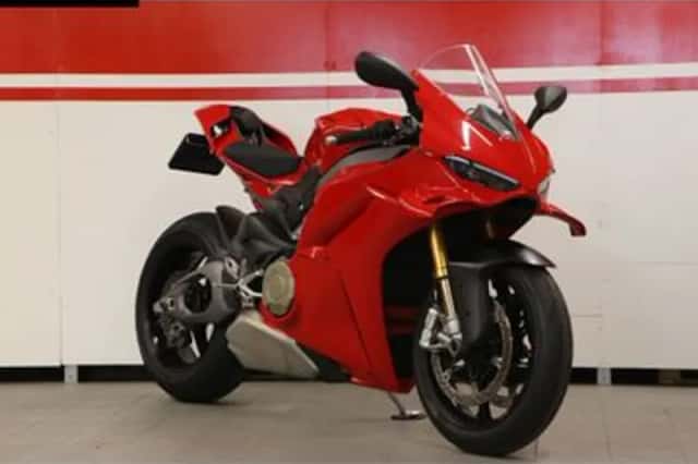 DUCATI PANIGALE (2024) thumbnail 2