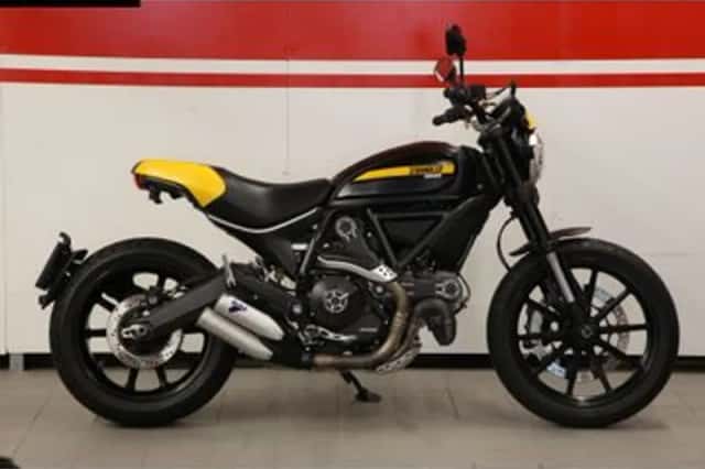 DUCATI SCRAMBLER (2016) thumbnail 1