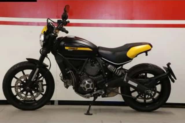 DUCATI SCRAMBLER (2016) thumbnail 4