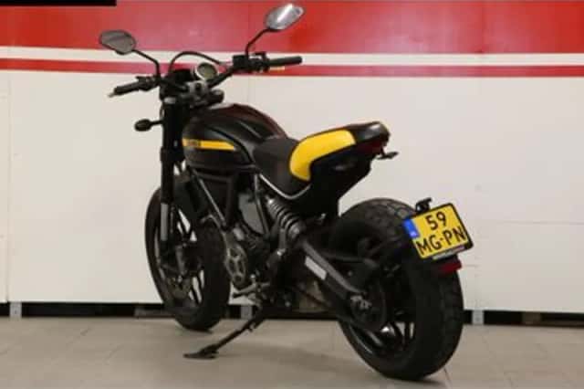 DUCATI SCRAMBLER (2016) thumbnail 5