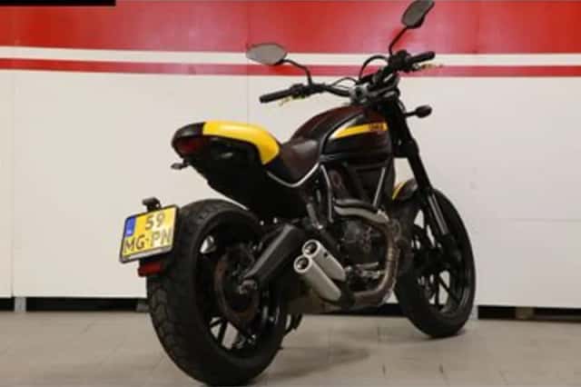 DUCATI SCRAMBLER (2016) thumbnail 6