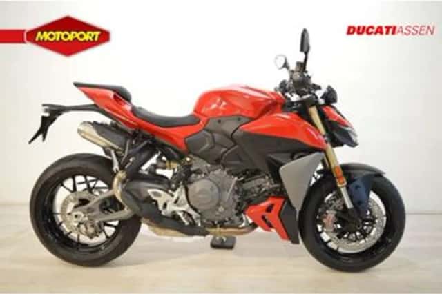 Ducati STREETFIGHTER (2026) thumbnail 1