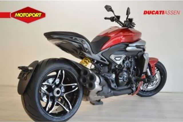 Ducati XDIAVEL (2026) thumbnail 3