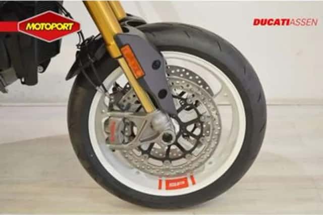 Ducati HYPERMOTARD (2026) thumbnail 6