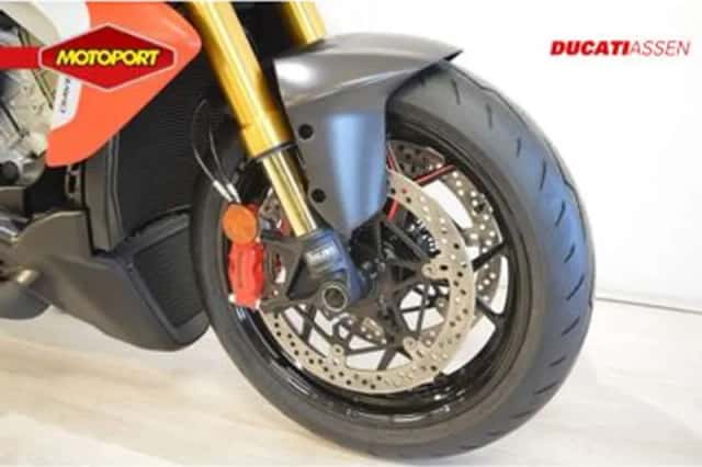 Ducati DIAVEL (2026) thumbnail 6