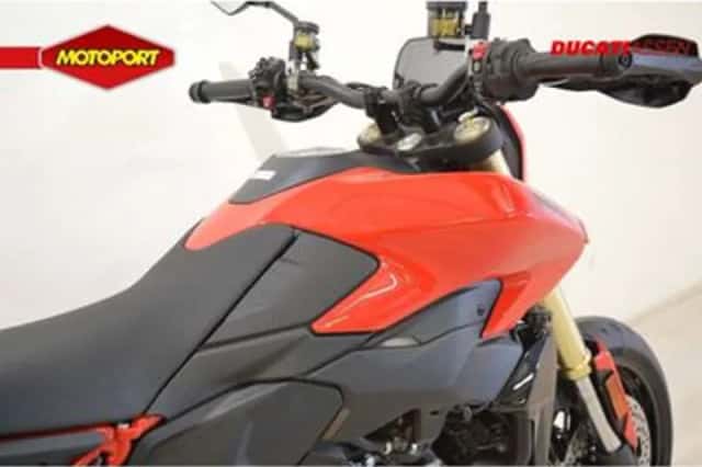 Ducati HYPERMOTARD (2026) thumbnail 4