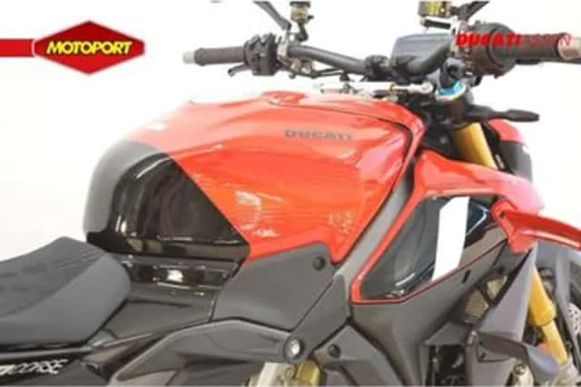 Ducati STREETFIGHTER (2026) thumbnail 4