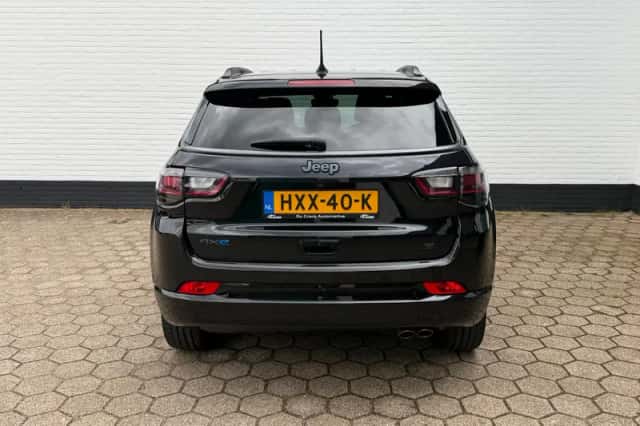 Jeep Compass (2022) thumbnail 4