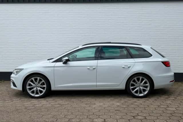 SEAT Leon (2017) thumbnail 2