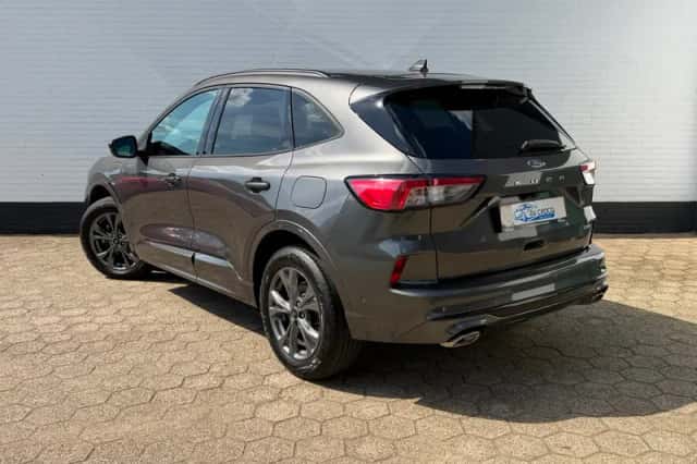 Ford Kuga (2021) thumbnail 3