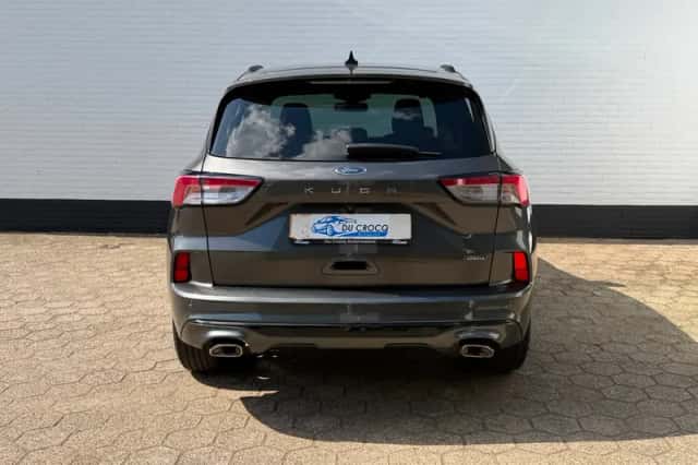 Ford Kuga (2021) thumbnail 4