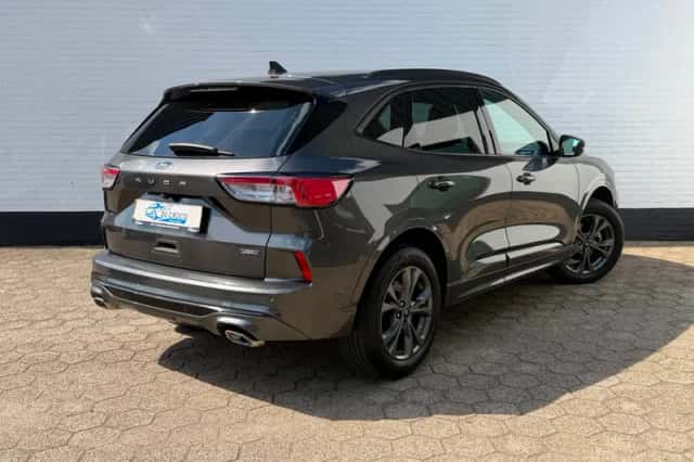 Ford Kuga (2021) thumbnail 5