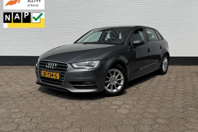 Audi A3 (2016) thumbnail 1
