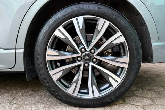 Ford Kuga (2021) thumbnail 5