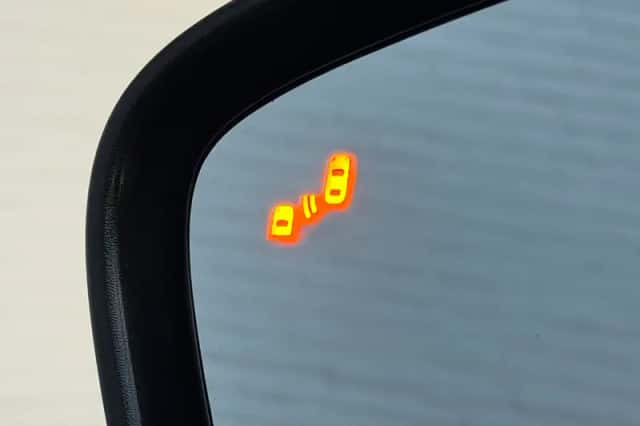 Ford Kuga (2021) thumbnail 6