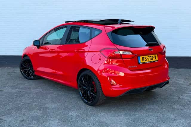 Ford Fiesta (2018) thumbnail 3