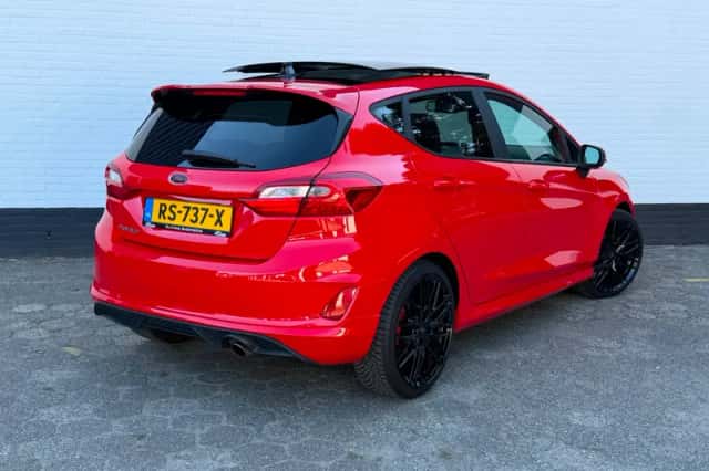 Ford Fiesta (2018) thumbnail 5