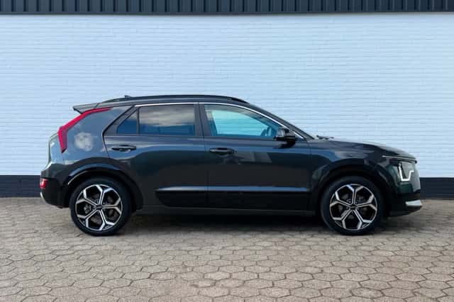 Kia Niro (2023) thumbnail 6