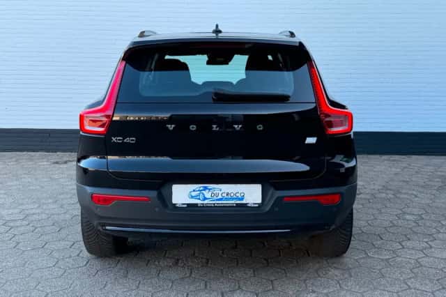 Volvo XC40 (2022) thumbnail 4