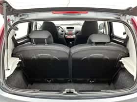 Peugeot 107 (2013) thumbnail 25