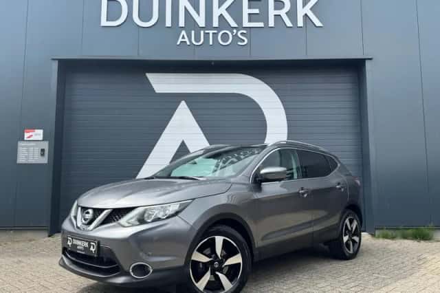 Nissan Qashqai (2015) thumbnail 1