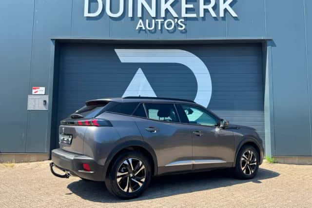 Peugeot 2008 (2021) thumbnail 5