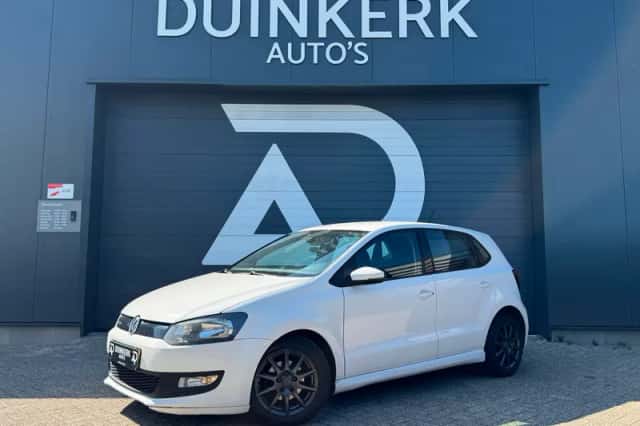 Volkswagen Polo (2014) thumbnail 1