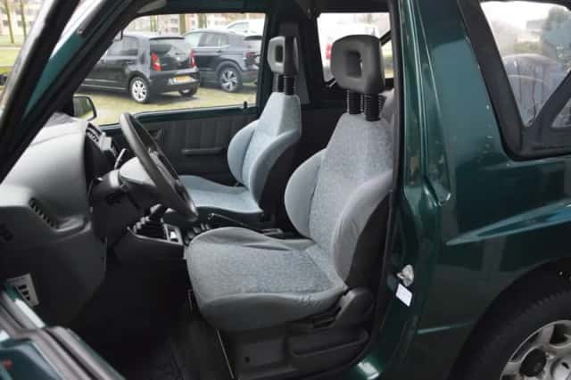 Suzuki Vitara (2001) thumbnail 8