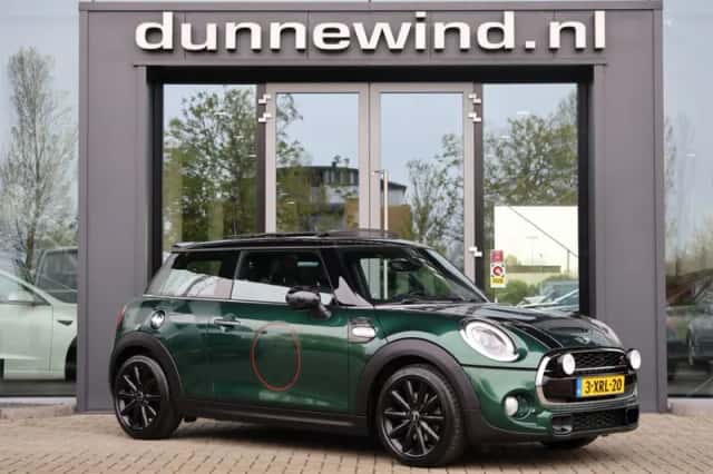 MINI Cooper (2014) thumbnail 1