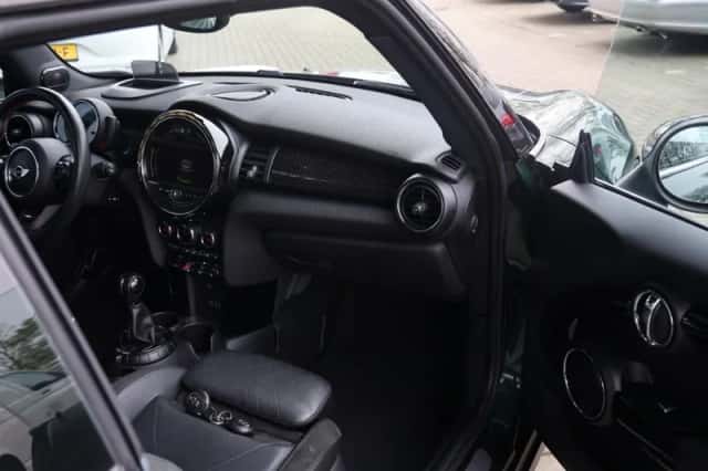 MINI Cooper (2014) thumbnail 11