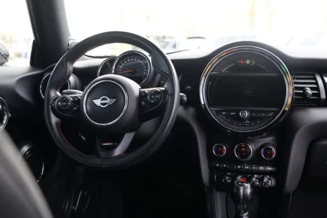 MINI Cooper (2014) thumbnail 12