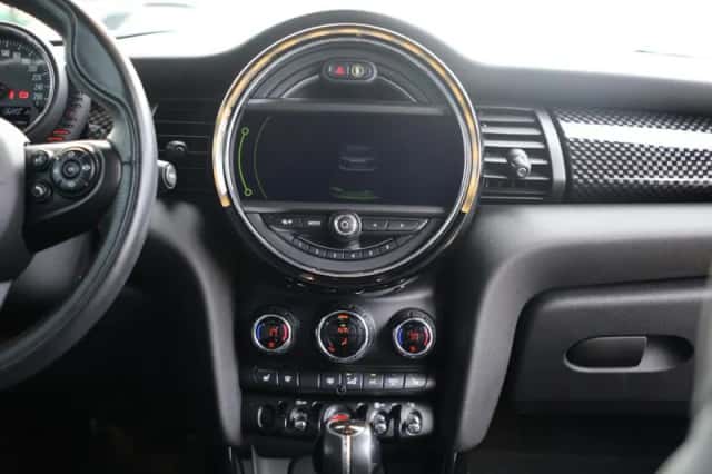 MINI Cooper (2014) thumbnail 13