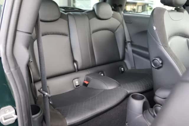 MINI Cooper (2014) thumbnail 16