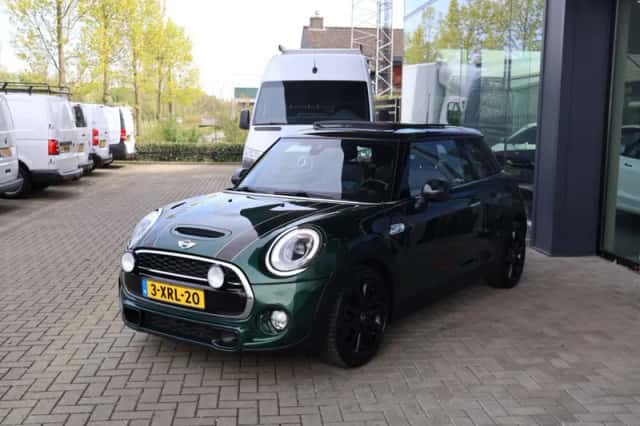 MINI Cooper (2014) thumbnail 4