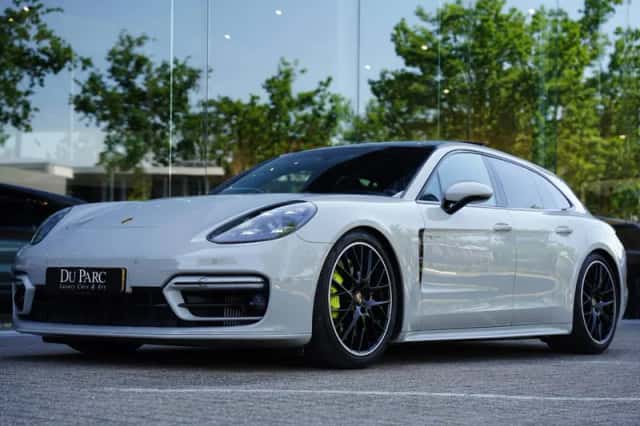 Porsche Panamera (2021) thumbnail 1