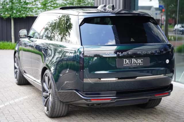 Land Rover Range Rover (2024) thumbnail 3