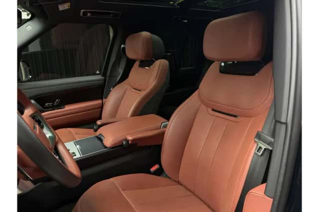 Land Rover Range Rover (2024) thumbnail 6