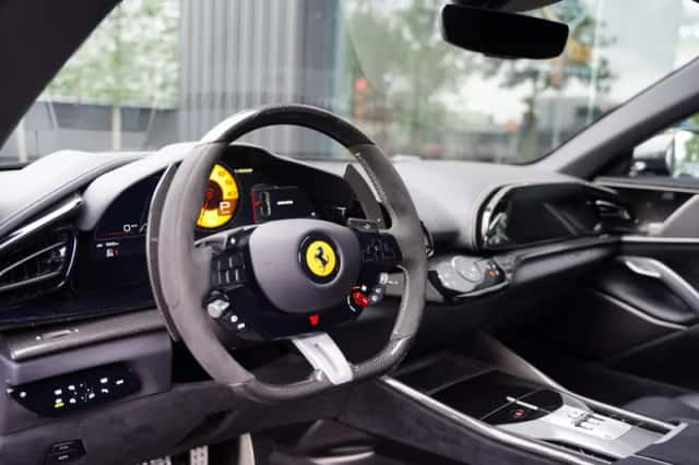 Ferrari Purosangue (2024) thumbnail 4