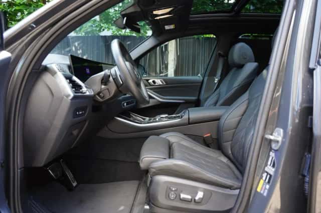 BMW X5 (2025) thumbnail 5