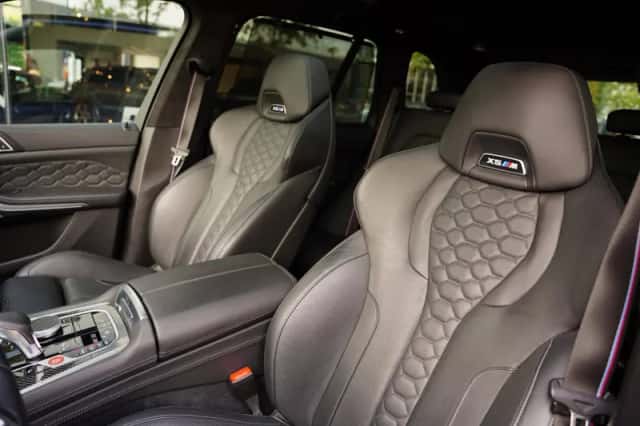 BMW X5 (2025) thumbnail 6