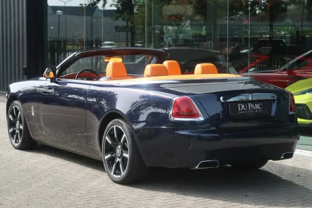 Rolls-Royce Dawn (2017) thumbnail 4