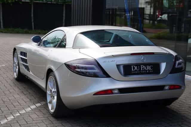 Mercedes-Benz SLR (2005) thumbnail 4