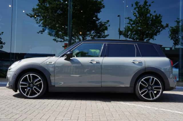 MINI Clubman (2018) thumbnail 2