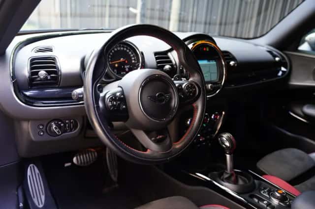 MINI Clubman (2018) thumbnail 4