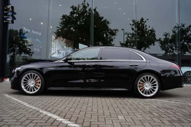 Mercedes-Benz S-Klasse (2024) thumbnail 2