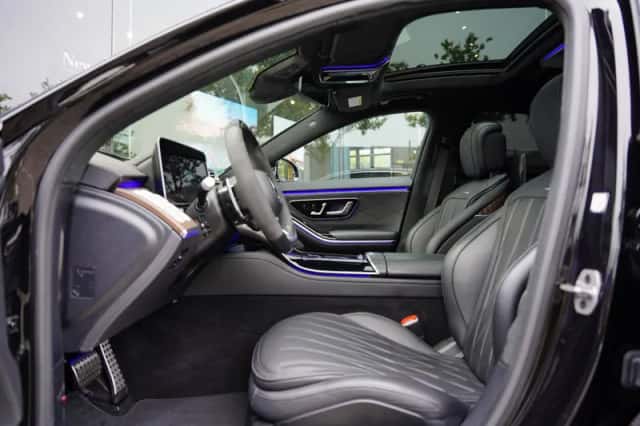 Mercedes-Benz S-Klasse (2024) thumbnail 5