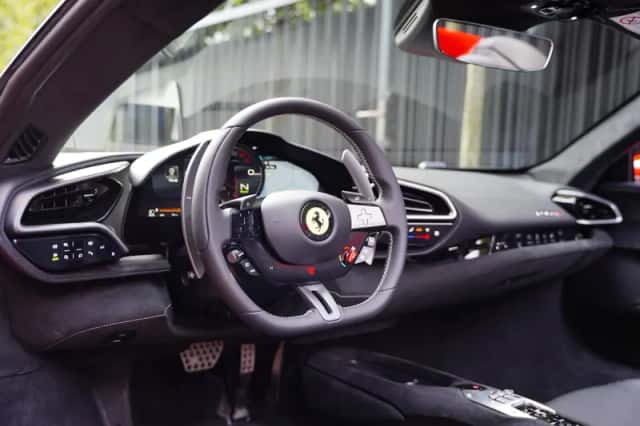 Ferrari 296 GTS (2025) thumbnail 5